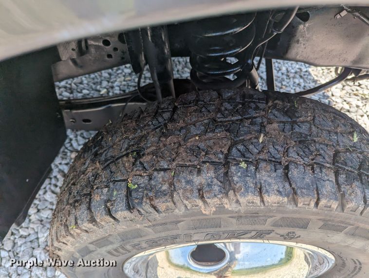 image for item MX9303 2006 Ford F350 Super Duty  bale bed pickup truck