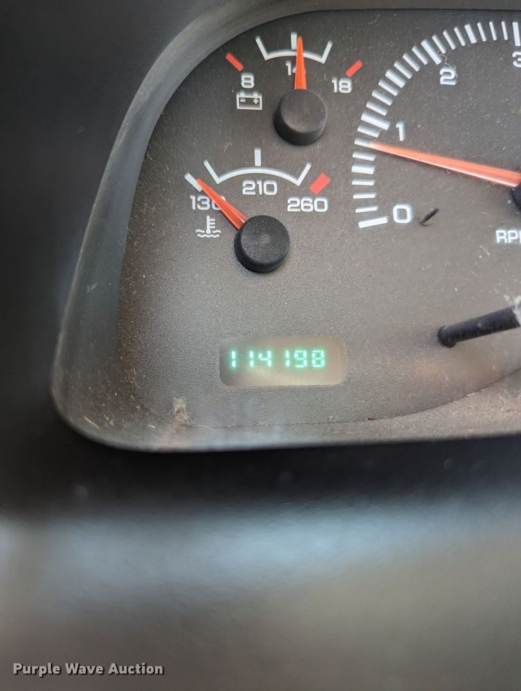 image for item MX9304 1999 Dodge Ram 2500  Quad Cab pickup truck