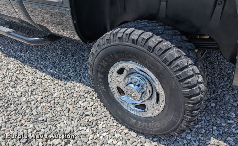 image for item MX9304 1999 Dodge Ram 2500  Quad Cab pickup truck