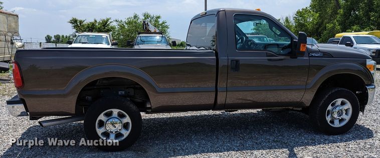 image for item MX9306 2016 Ford F250 Super Duty  pickup truck