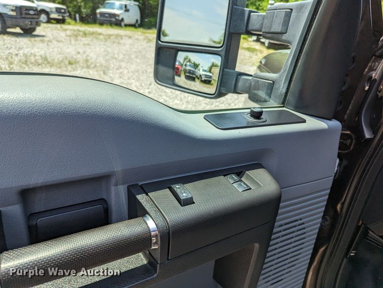 image for item MX9306 2016 Ford F250 Super Duty  pickup truck