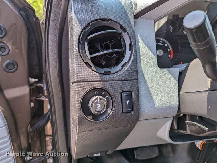 image for item MX9306 2016 Ford F250 Super Duty  pickup truck