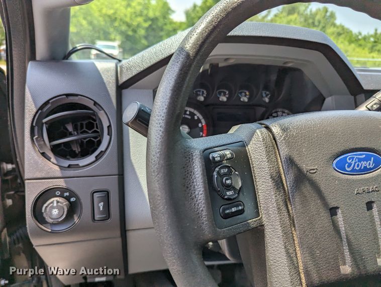 image for item MX9306 2016 Ford F250 Super Duty  pickup truck