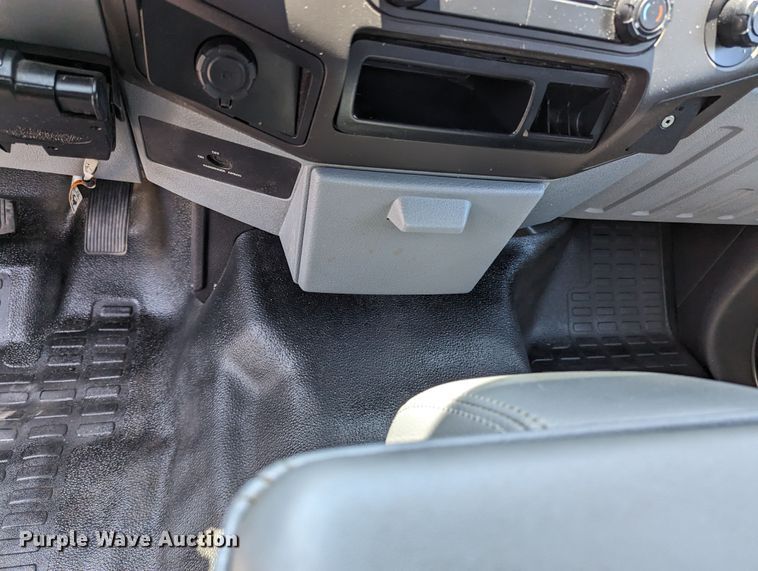 image for item MX9306 2016 Ford F250 Super Duty  pickup truck