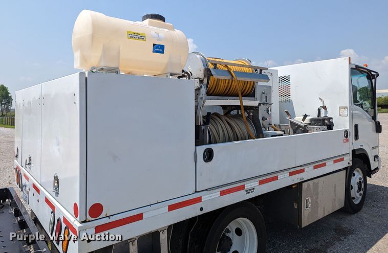 image for item MX9310 2014 Isuzu NPR HD  landscaping truck