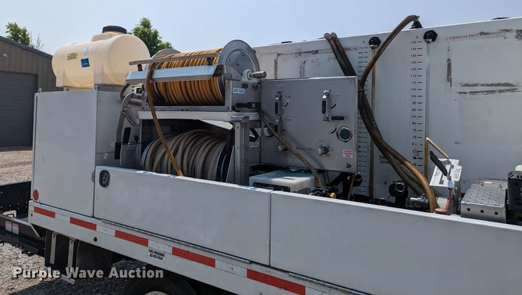 image for item MX9310 2014 Isuzu NPR HD  landscaping truck