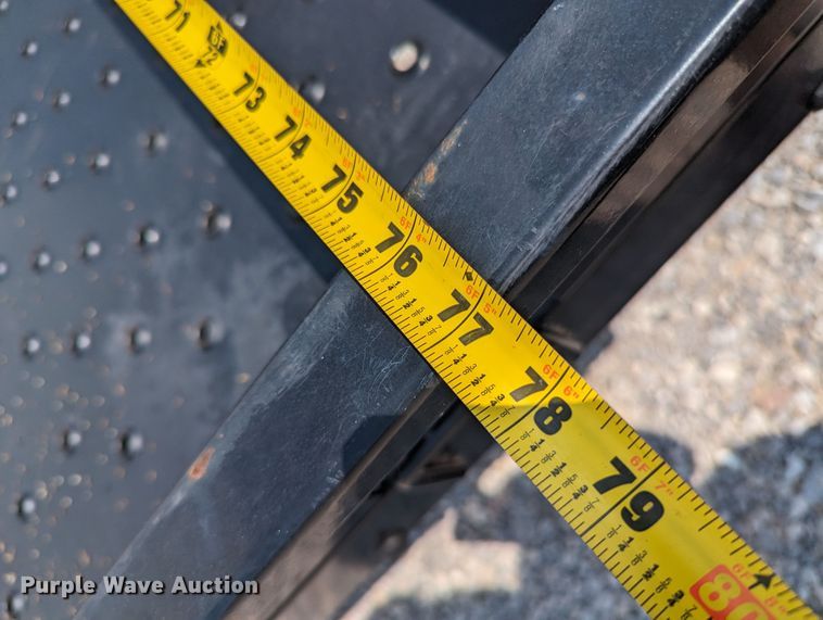 image for item MX9310 2014 Isuzu NPR HD  landscaping truck