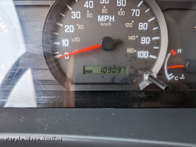 image for item MX9310 2014 Isuzu NPR HD  landscaping truck