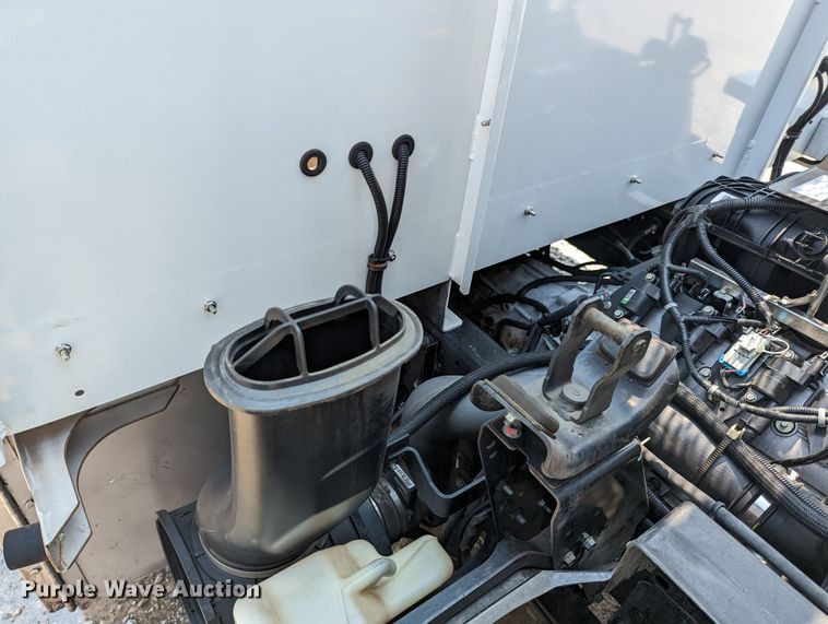 image for item MX9310 2014 Isuzu NPR HD  landscaping truck