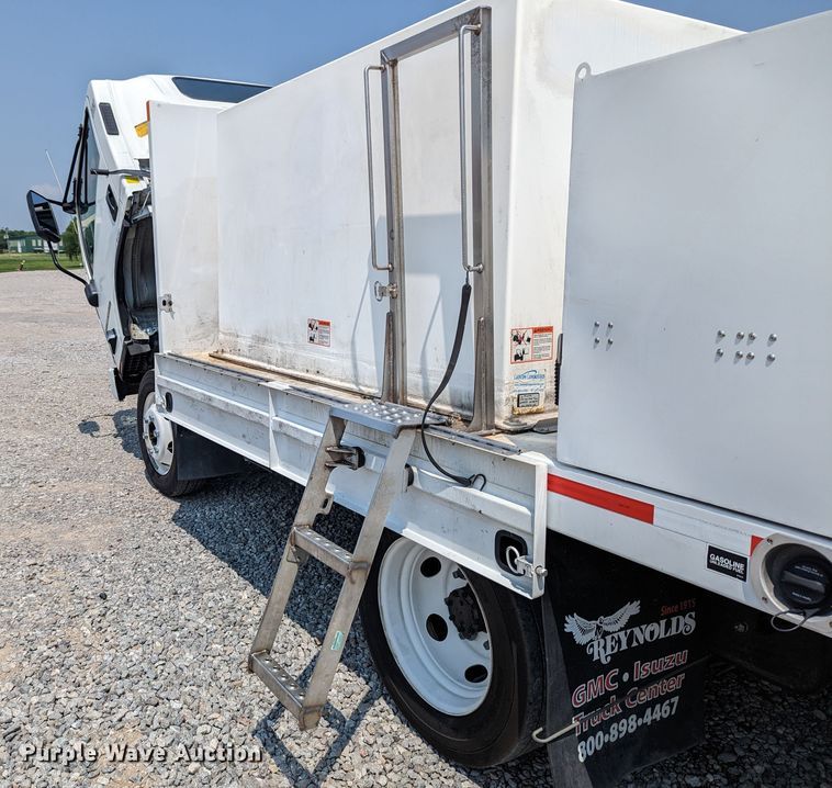 image for item MX9310 2014 Isuzu NPR HD  landscaping truck