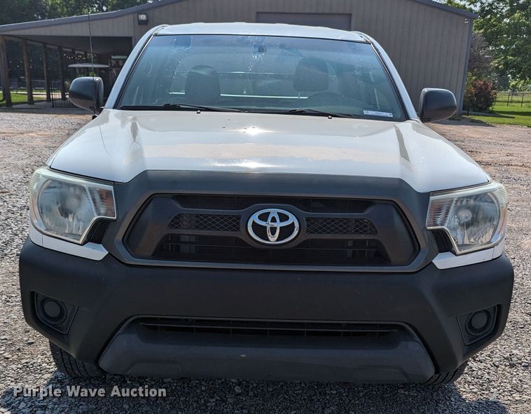 image for item MX9314 2015 Toyota Tacoma  Access Cab pickup truck