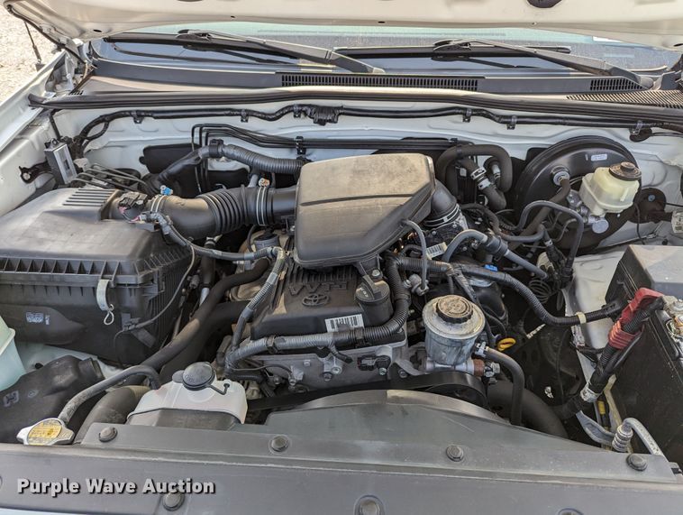 image for item MX9314 2015 Toyota Tacoma  Access Cab pickup truck