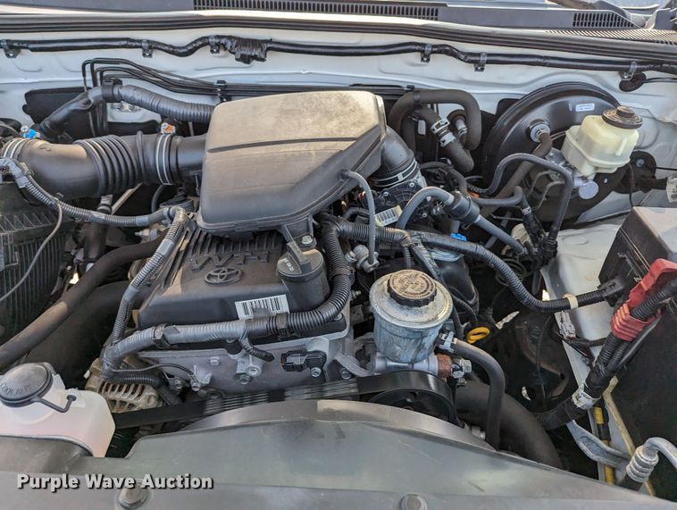 image for item MX9314 2015 Toyota Tacoma  Access Cab pickup truck