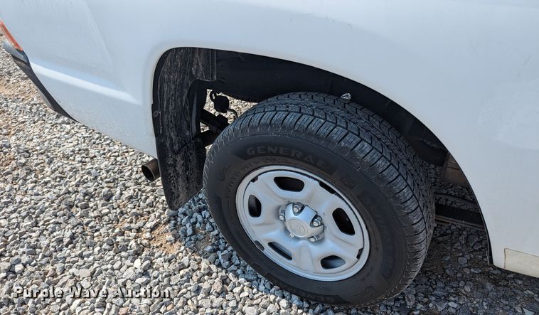 image for item MX9314 2015 Toyota Tacoma  Access Cab pickup truck