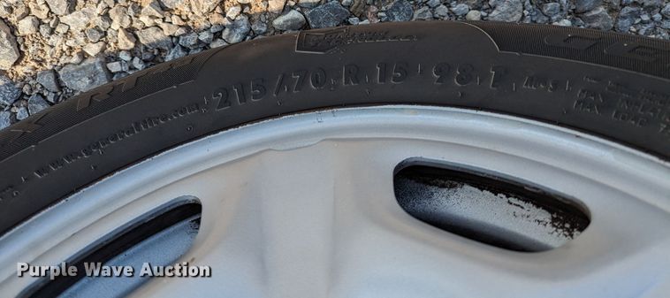 image for item MX9314 2015 Toyota Tacoma  Access Cab pickup truck