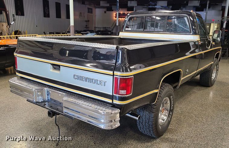 image for item MX9777 1977 Chevrolet Silverado 10  Trailering Special pickup truck