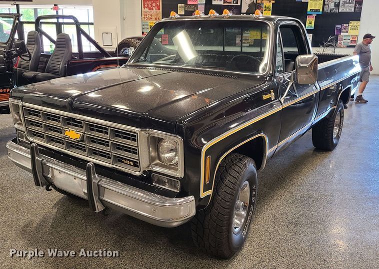 image for item MX9777 1977 Chevrolet Silverado 10  Trailering Special pickup truck