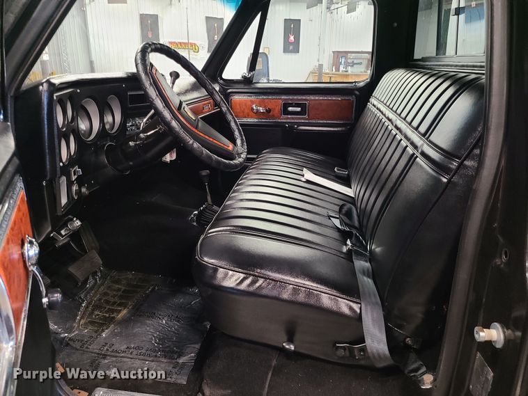 image for item MX9777 1977 Chevrolet Silverado 10  Trailering Special pickup truck