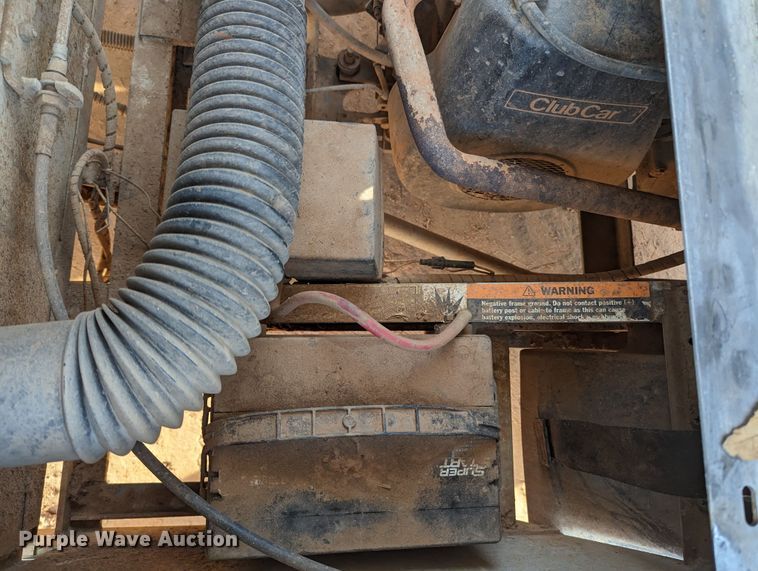 image for item MY9293 Club Car Carryall 1  golf cart