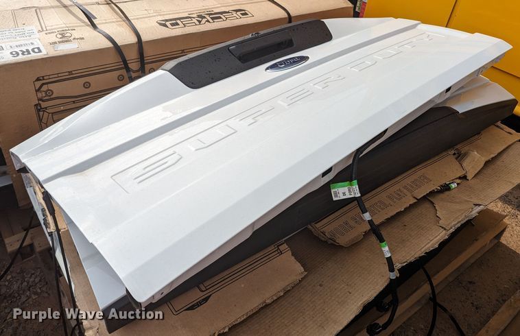 image for item MY9299 (27) Ford F250 Super Duty tailgates
