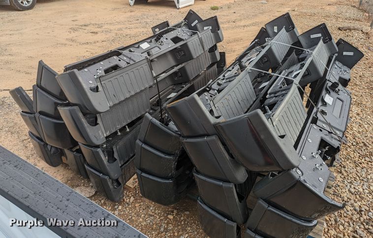 image for item MY9300 (22) Ford F250 Super Duty bumpers