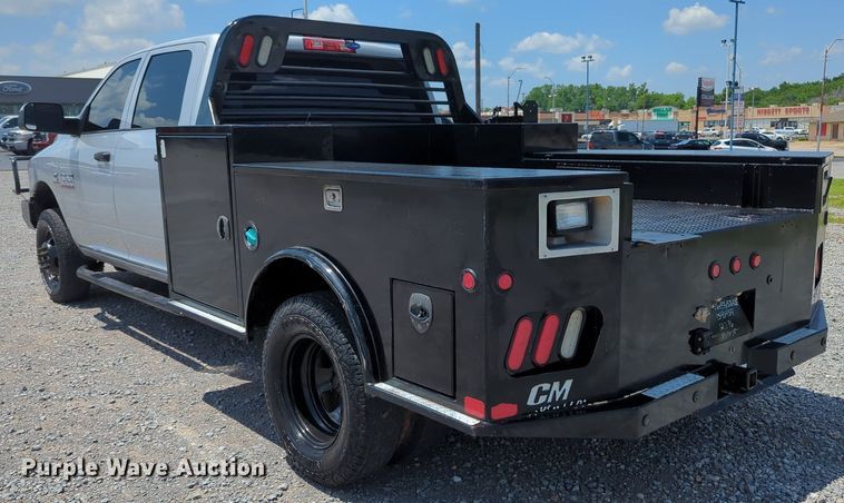 image for item MY9310 2015 Dodge Ram 3500  Crew Cab flatbed pickup truck