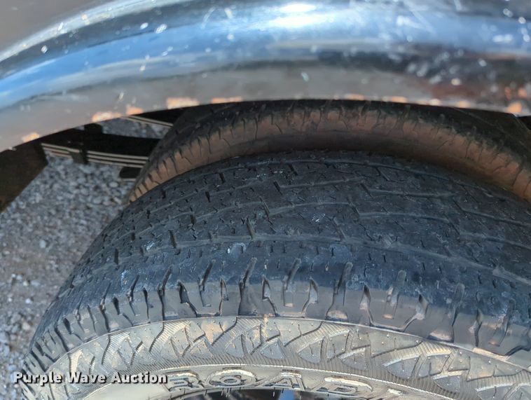 image for item MY9310 2015 Dodge Ram 3500  Crew Cab flatbed pickup truck