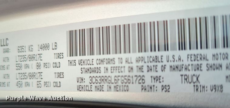 image for item MY9310 2015 Dodge Ram 3500  Crew Cab flatbed pickup truck