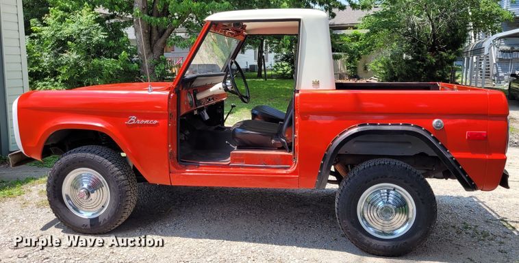 image for item NX9480 1966 Ford Bronco U14  SUV