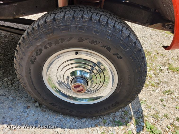 image for item NX9480 1966 Ford Bronco U14  SUV