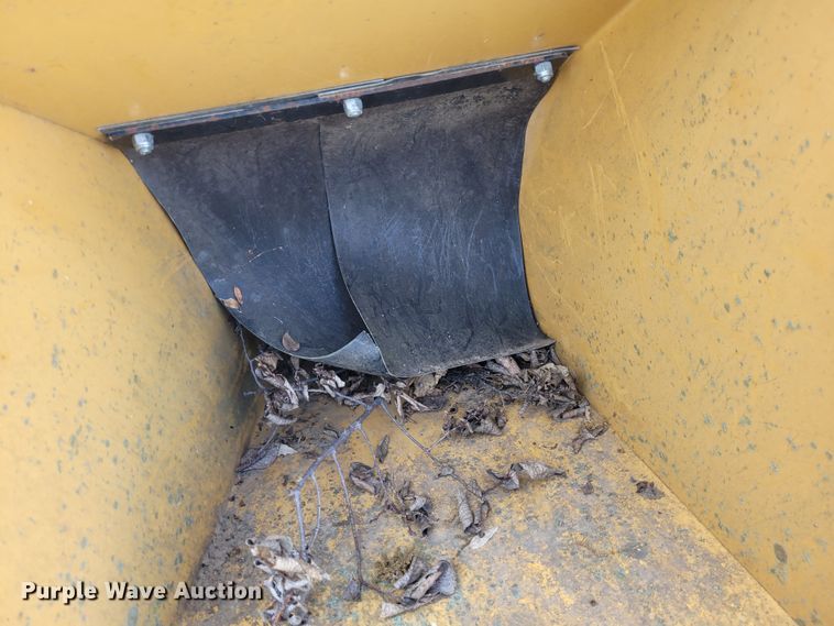 image for item NX9483 Wallenstein BXH42  skid steer wood chipper