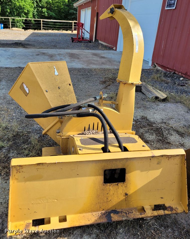 image for item NX9483 Wallenstein BXH42  skid steer wood chipper