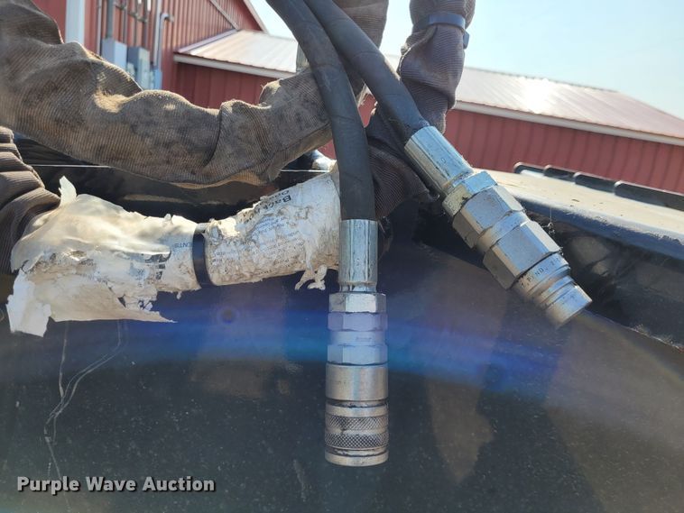 image for item NX9484 SkidPro 62210001  skid steer backhoe