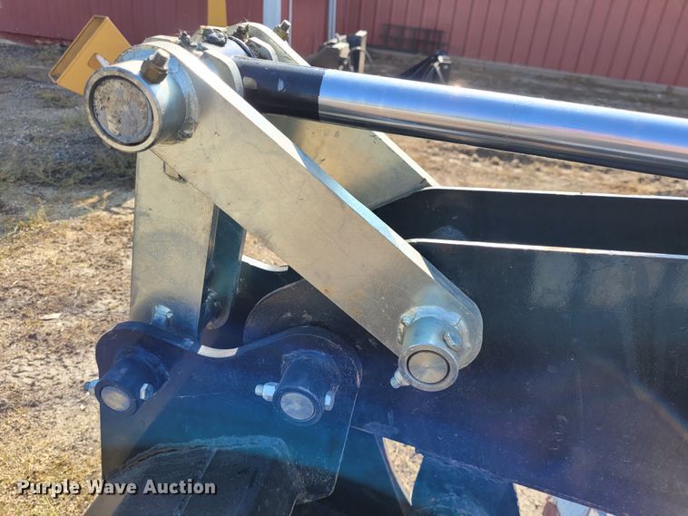 image for item NX9484 SkidPro 62210001  skid steer backhoe