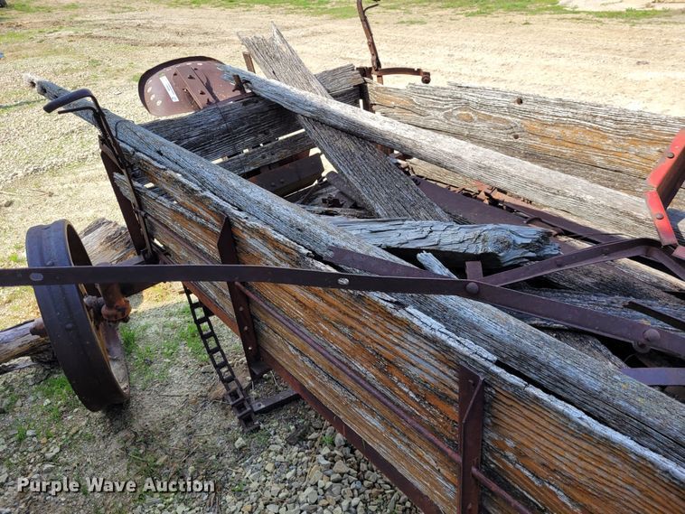 image for item NX9490 Manure spreader