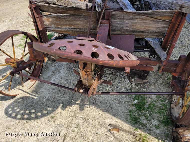 image for item NX9490 Manure spreader