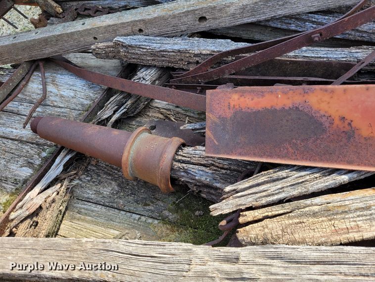 image for item NX9490 Manure spreader