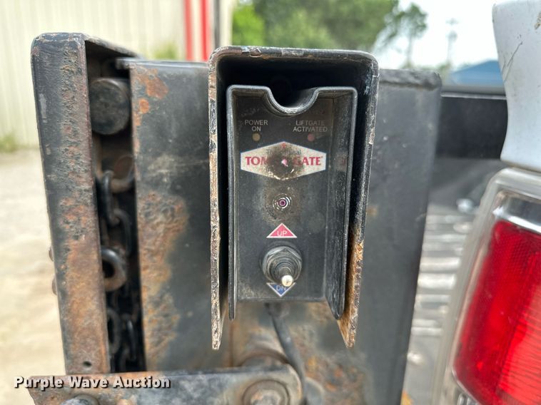 image for item OG9001 2011 Ford F150  SuperCrew pickup truck