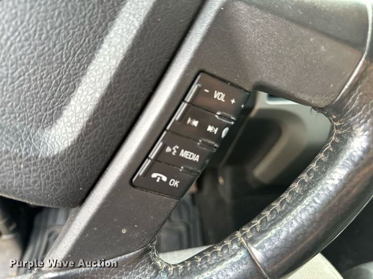 image for item OG9001 2011 Ford F150  SuperCrew pickup truck