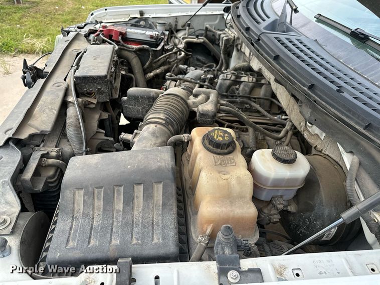 image for item OG9001 2011 Ford F150  SuperCrew pickup truck