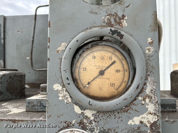 image for item OG9002 KR Wilson 2 Column  hydraulic press