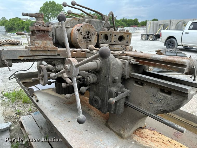 image for item OG9005 Bardons & Oliver  lathe