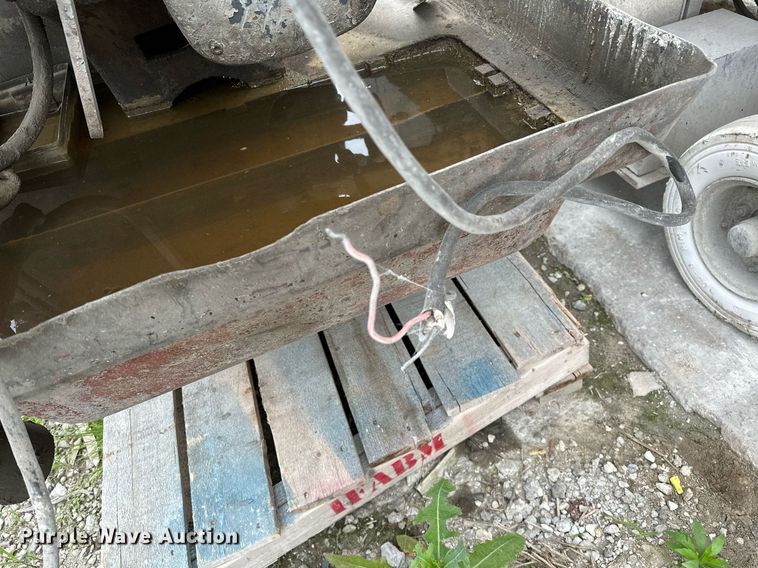 image for item OG9005 Bardons & Oliver  lathe