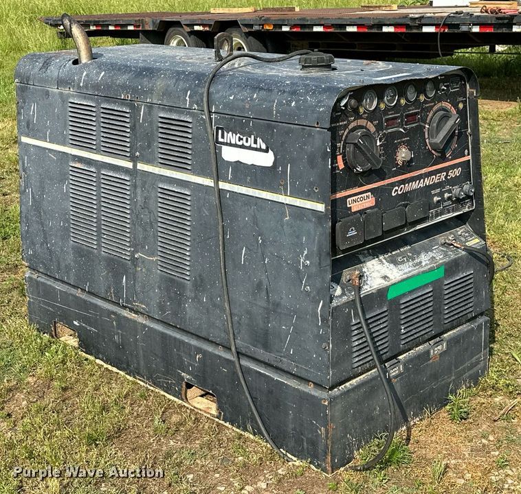 image for item OG9016 Lincoln Electric Commander 500  welder