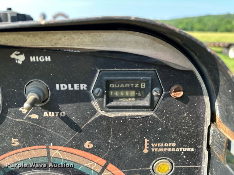 image for item OG9016 Lincoln Electric Commander 500  welder