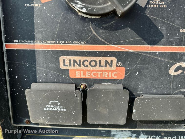 image for item OG9016 Lincoln Electric Commander 500  welder