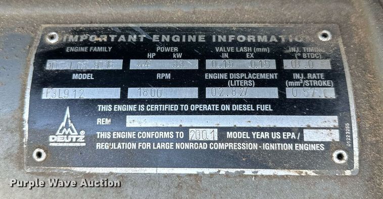 image for item OG9016 Lincoln Electric Commander 500  welder