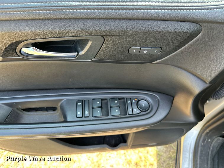 image for item OG9019 2016 Chevrolet Traverse LTZ  SUV
