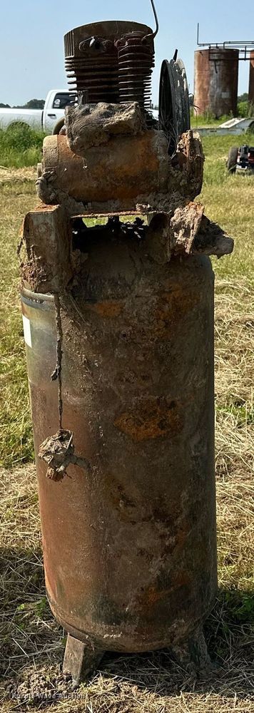 image for item OG9027 (2) air compressors