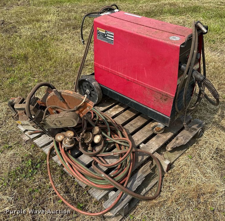 image for item OG9039 Lincoln Electric Wire-Matic 255  welder